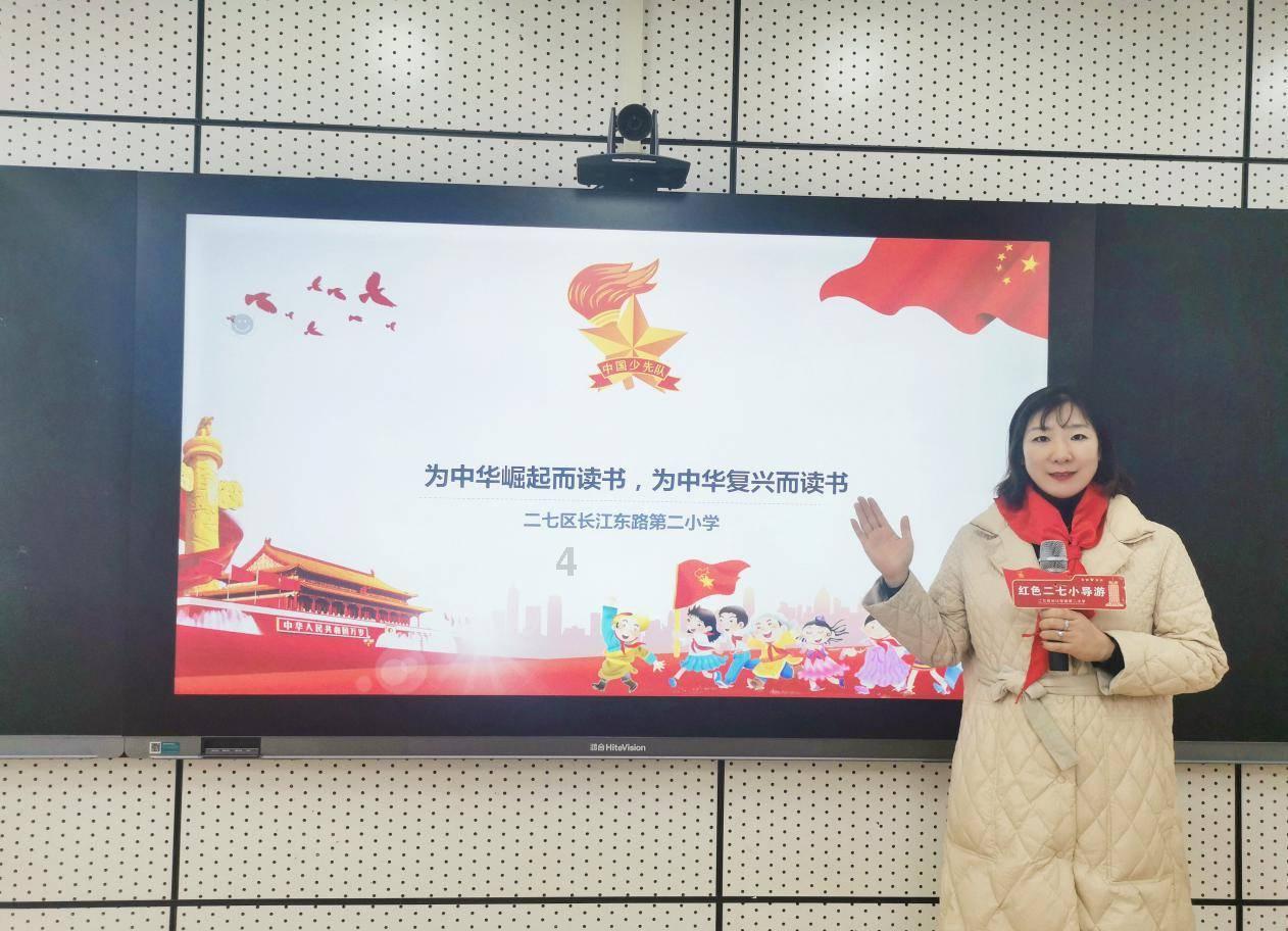 法尔克：弗里克是巴萨新帅的热门人选，出国执教对他也很有吸引力